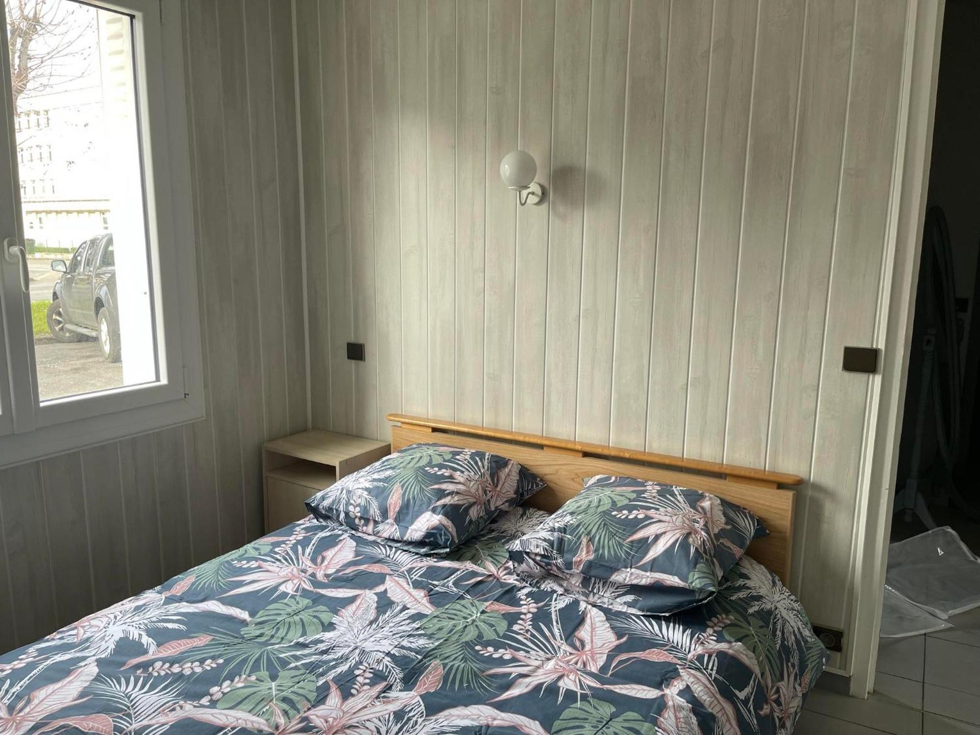 Appartement Adour บาญเญอ-เดอ-บีกอร์ ภายนอก รูปภาพ